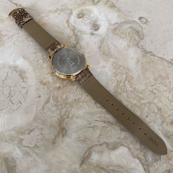 NEW! Crystal Embellished Purple & Gold Tone Stainless Steel Quartz Wristwatch - Picture 8 of 12